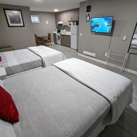 Riverside Motel Medicine Hat Eksteriør billede