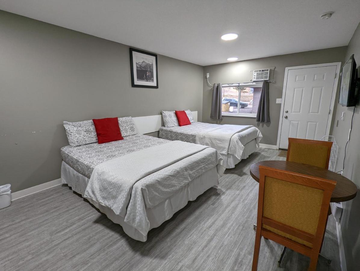 Riverside Motel Medicine Hat Eksteriør billede