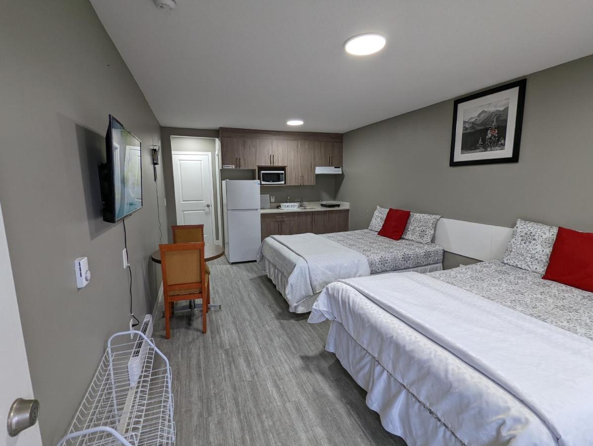 Riverside Motel Medicine Hat Eksteriør billede