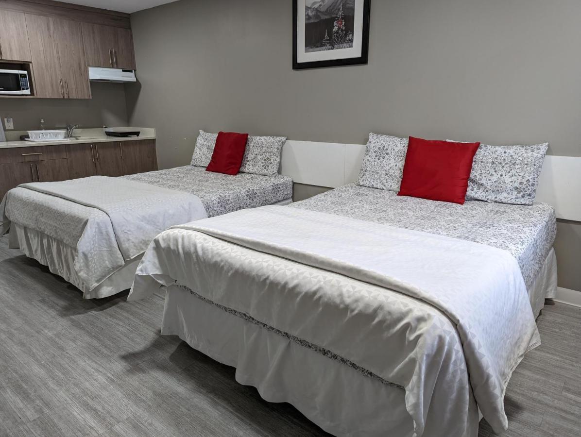 Riverside Motel Medicine Hat Eksteriør billede