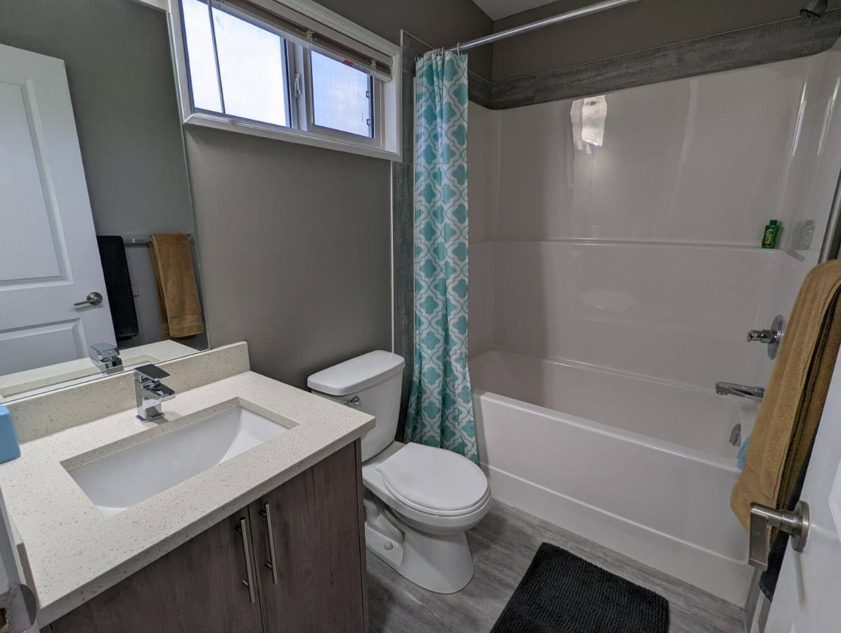 Riverside Motel Medicine Hat Eksteriør billede