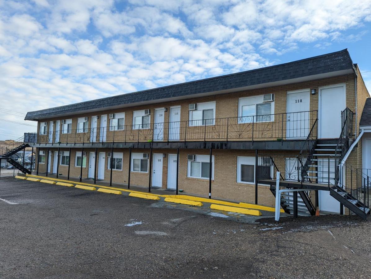 Riverside Motel Medicine Hat Eksteriør billede