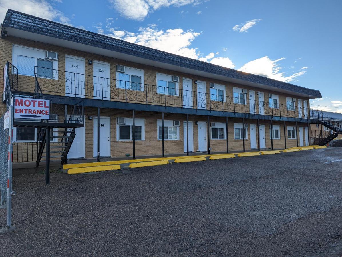 Riverside Motel Medicine Hat Eksteriør billede