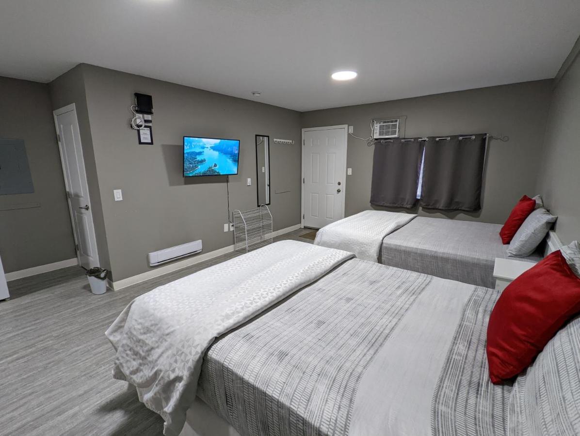 Riverside Motel Medicine Hat Eksteriør billede