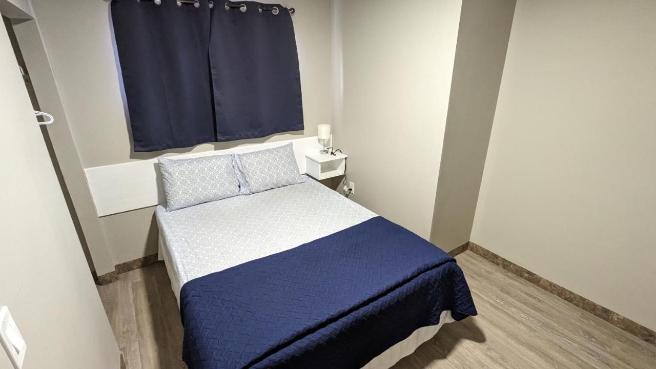 Riverside Motel Medicine Hat Værelse billede